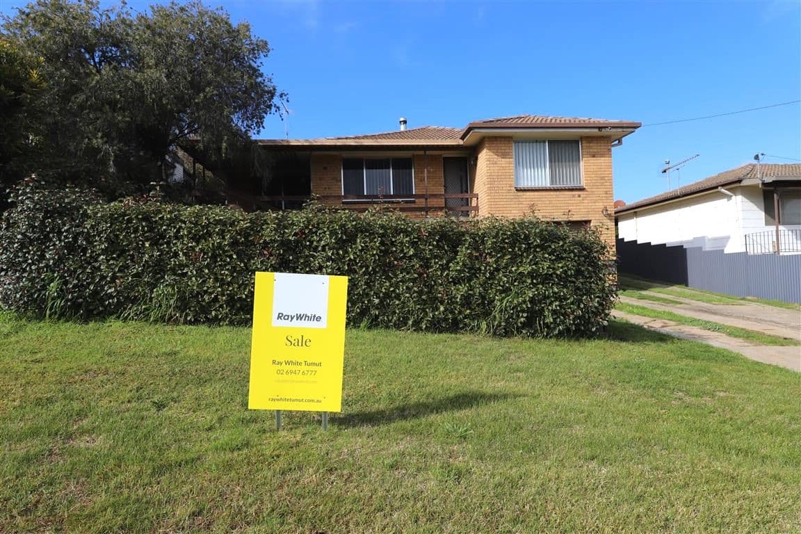 68 Clarke Street, Tumut NSW 2720, Tumut - Thumbnail 2