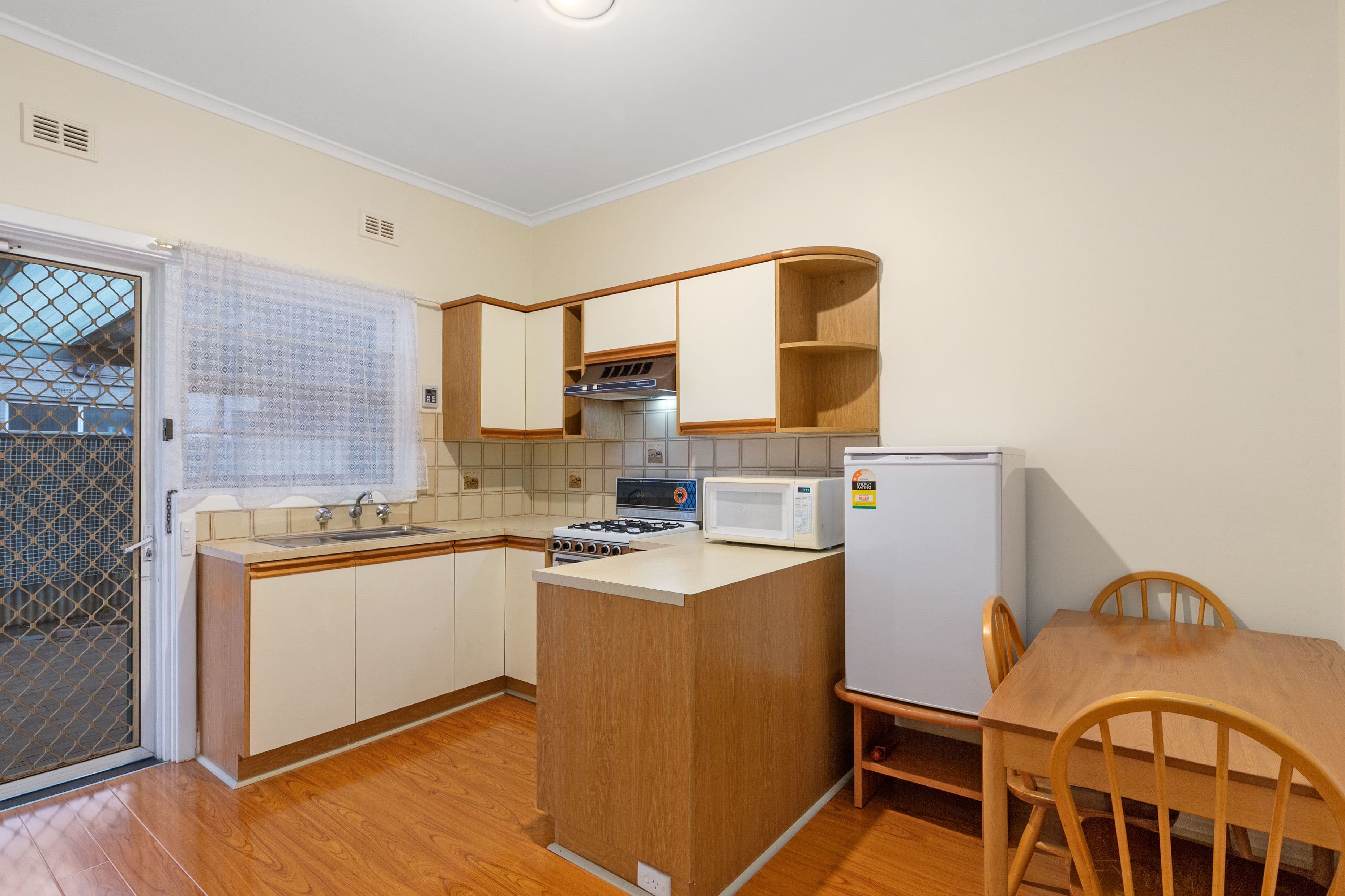 4 Pine Avenue, Glenelg North SA 5045, Glenelg North - Thumbnail 6