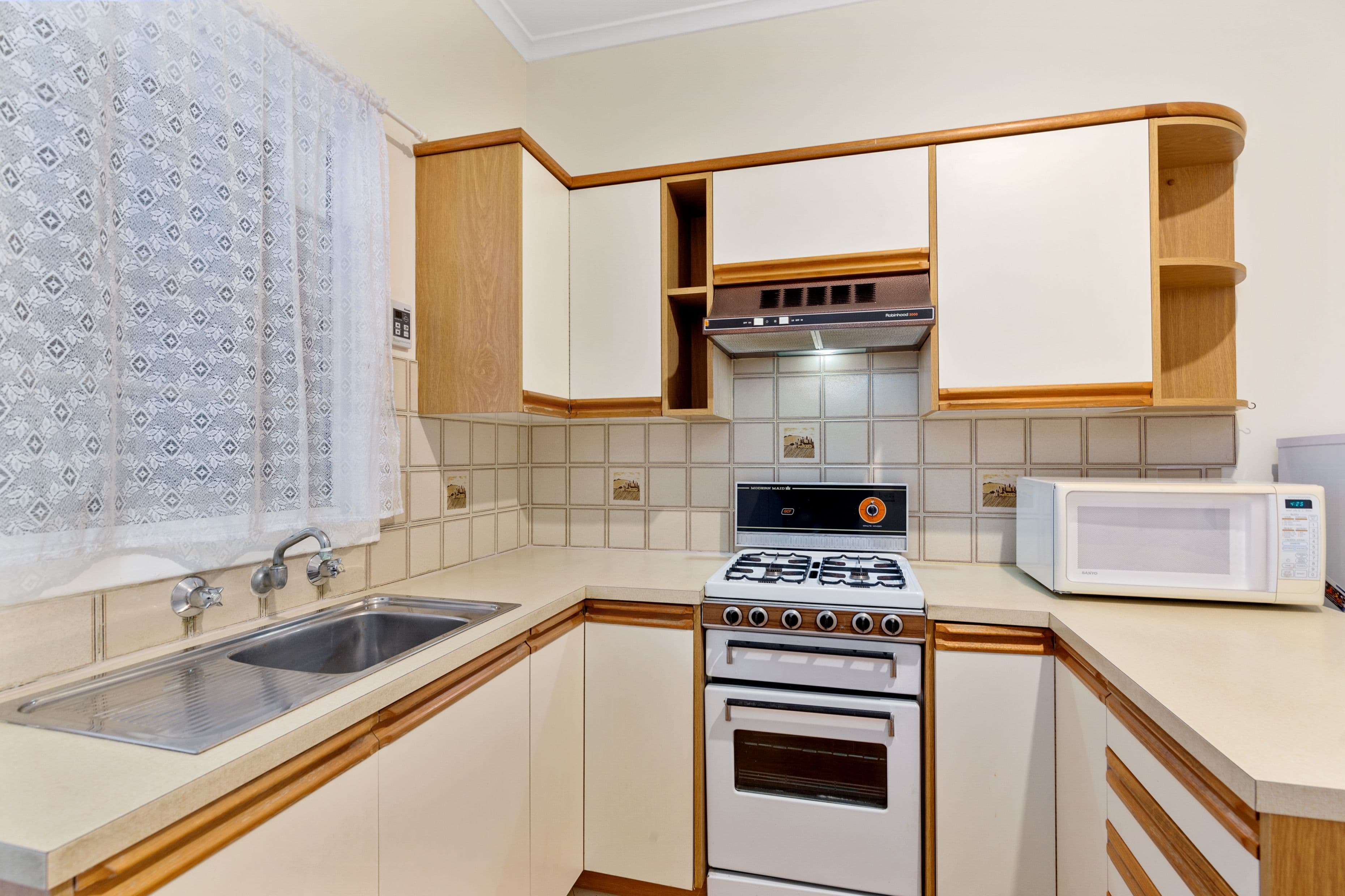 4 Pine Avenue, Glenelg North SA 5045, Glenelg North - Thumbnail 7