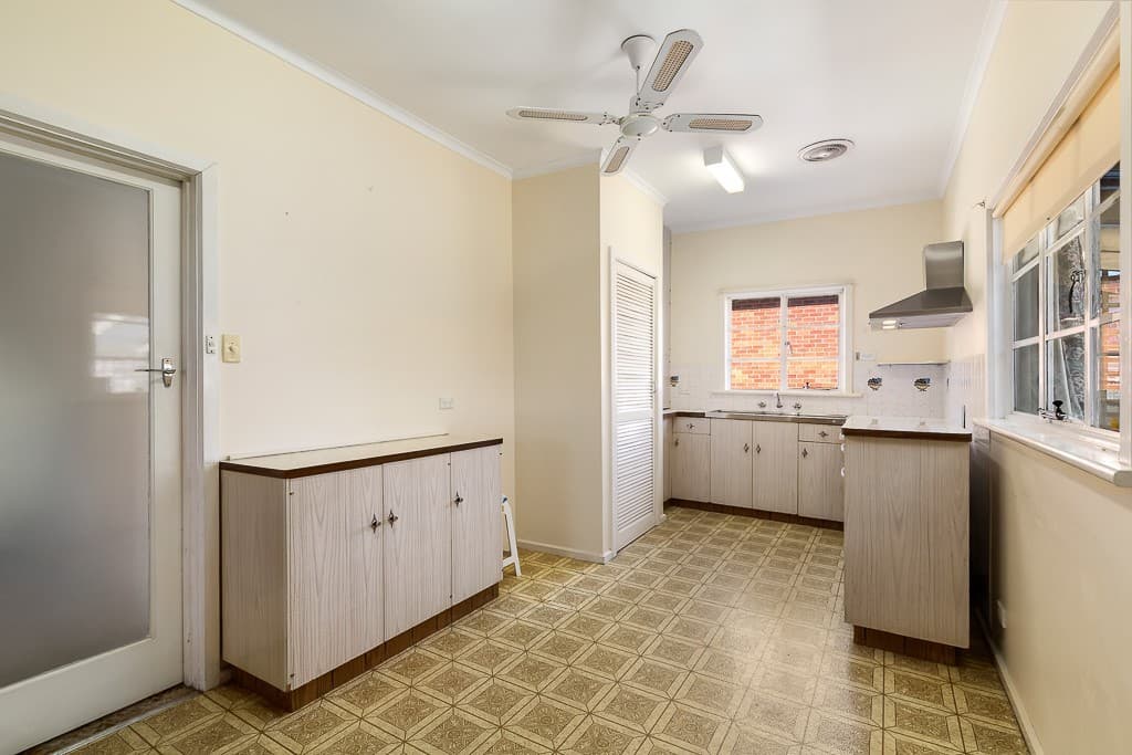 43 Lincoln Drive, Bulleen, VIC 3105, Bulleen - Thumbnail 2
