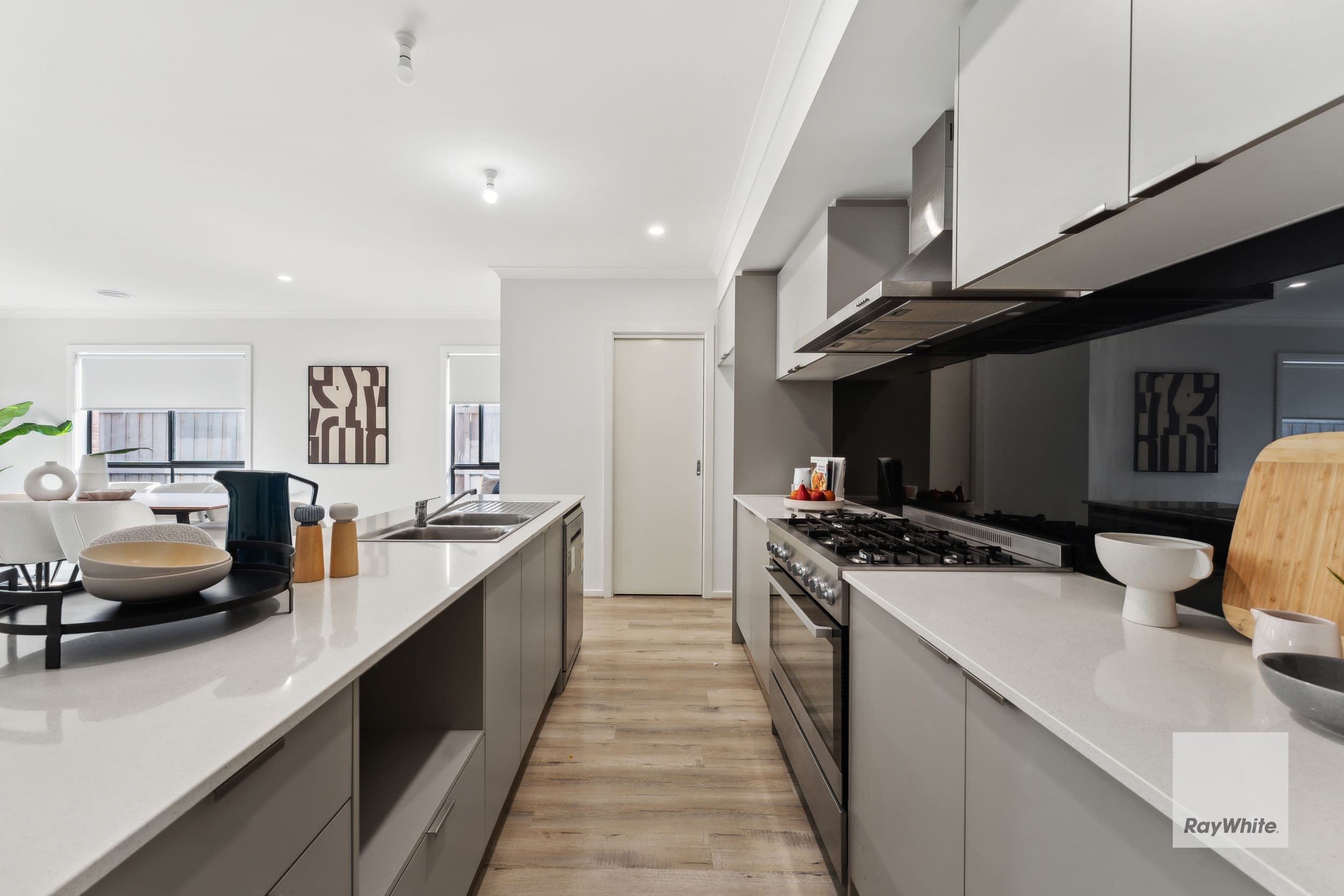 4 Anghor Drive, FRASER RISE VIC 3336, Fraser Rise - Thumbnail 4