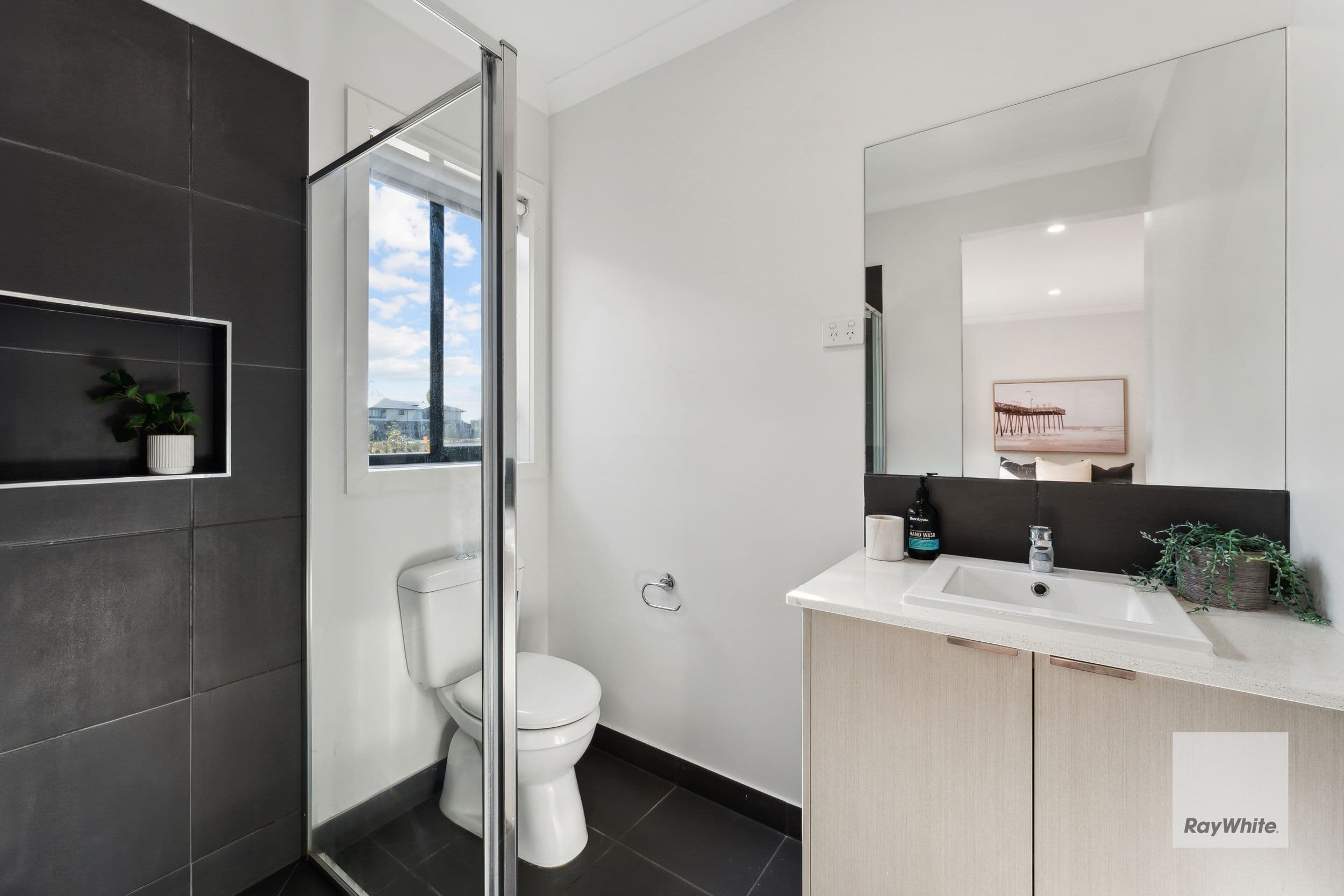 4 Anghor Drive, FRASER RISE VIC 3336, Fraser Rise - Thumbnail 8