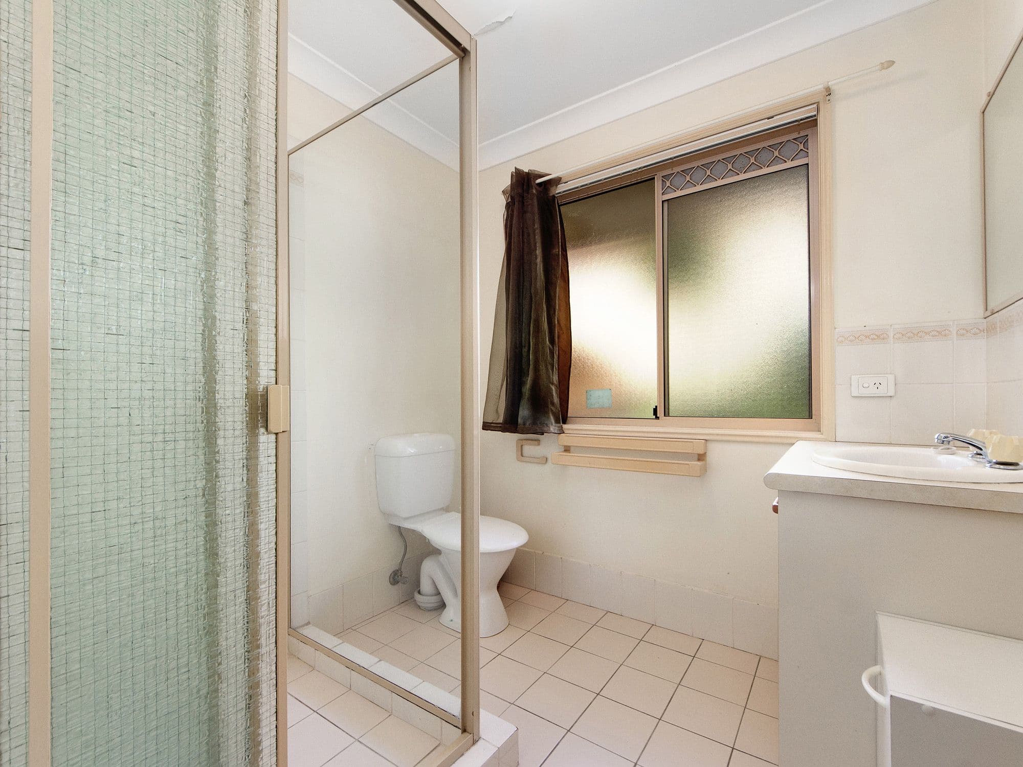 17 Pineview Drive, Oxenford QLD 4210, Oxenford - Thumbnail 8