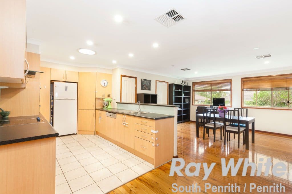 12 Miranda Street, South Penrith - Thumbnail 2