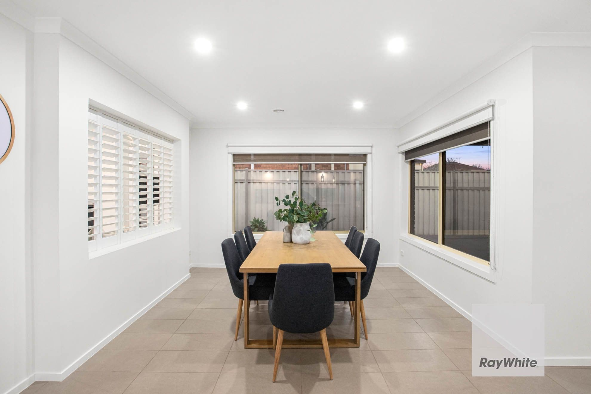 63 Hillcrest Drive, Hillside VIC 3037, Hillside - Thumbnail 6