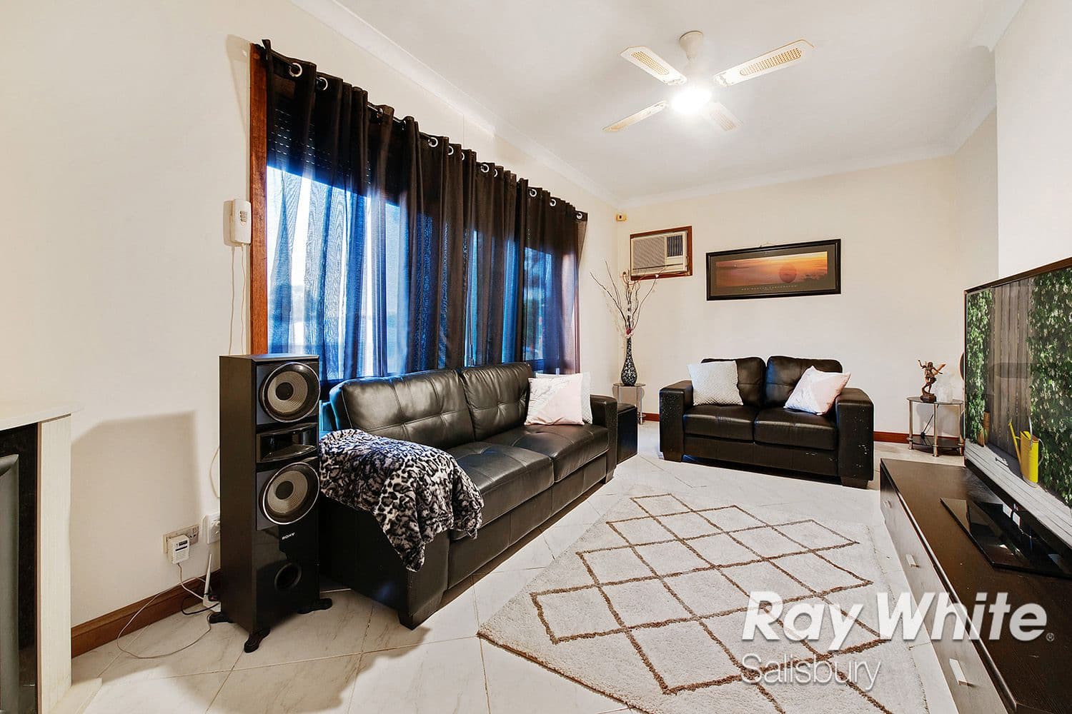 35 Hayles Road, Elizabeth Park SA 5113, Elizabeth Park - Thumbnail 2
