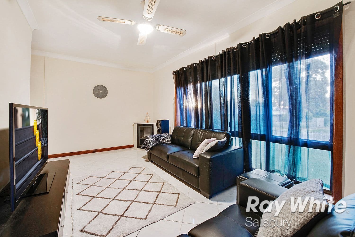 35 Hayles Road, Elizabeth Park SA 5113, Elizabeth Park - Thumbnail 3