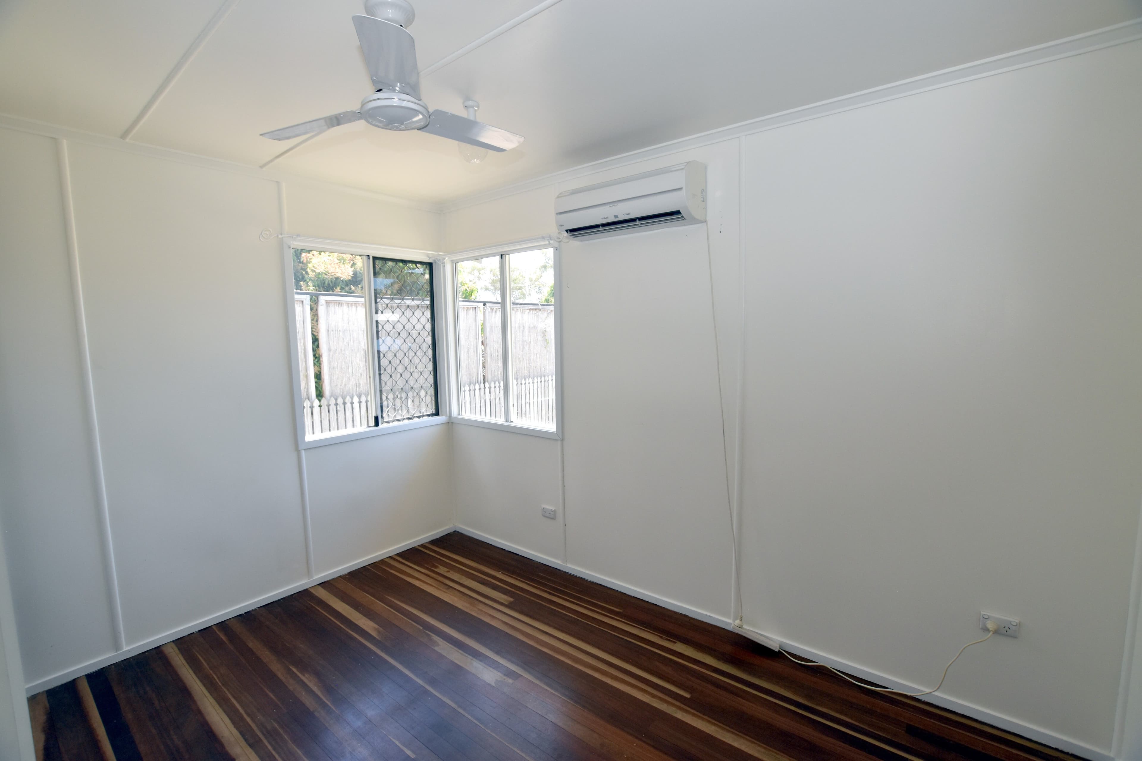 4 Smith Street, West Gladstone QLD 4680, West Gladstone - Thumbnail 8