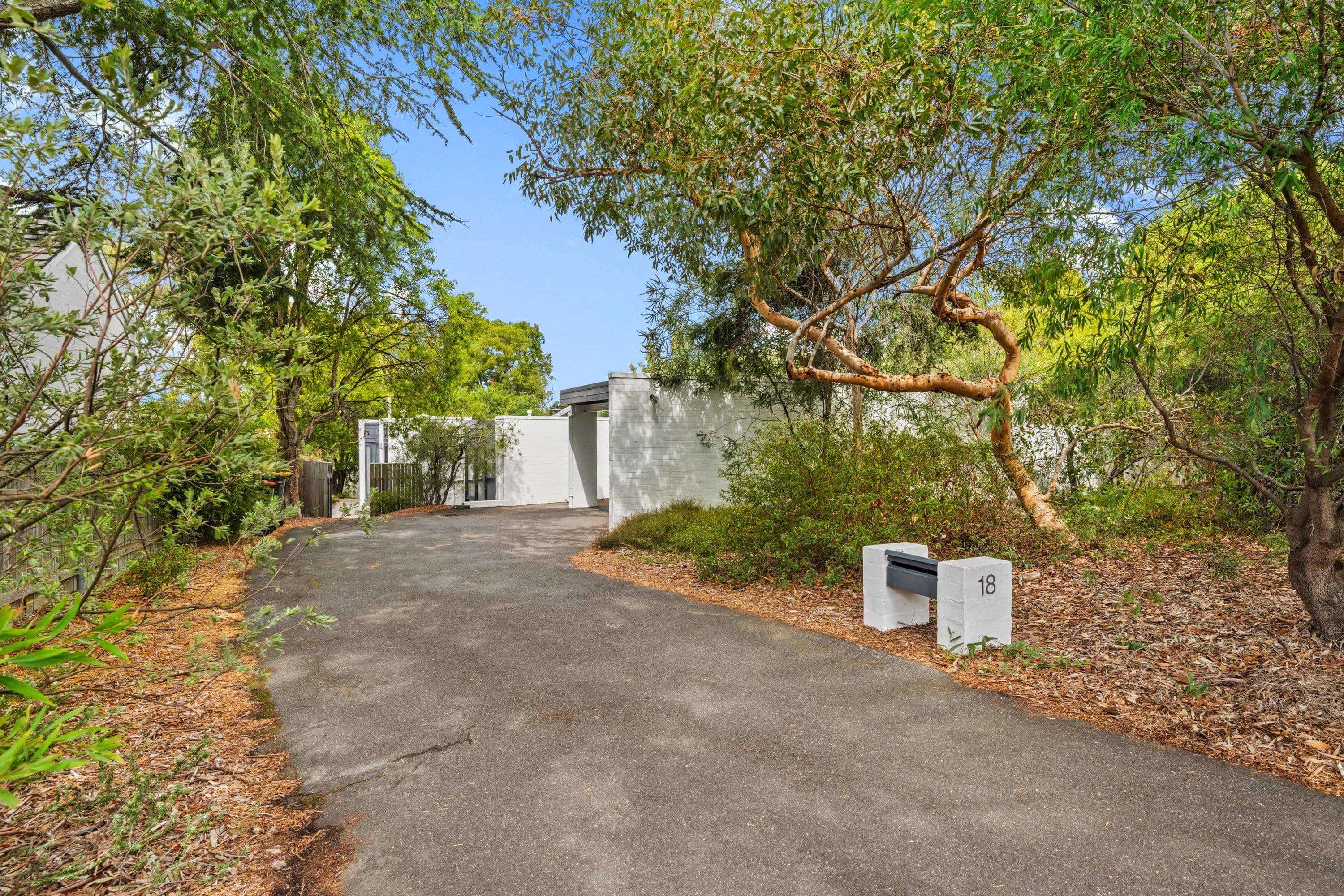 18 Packer Street, Weetangera ACT 2614, Weetangera - Thumbnail 2