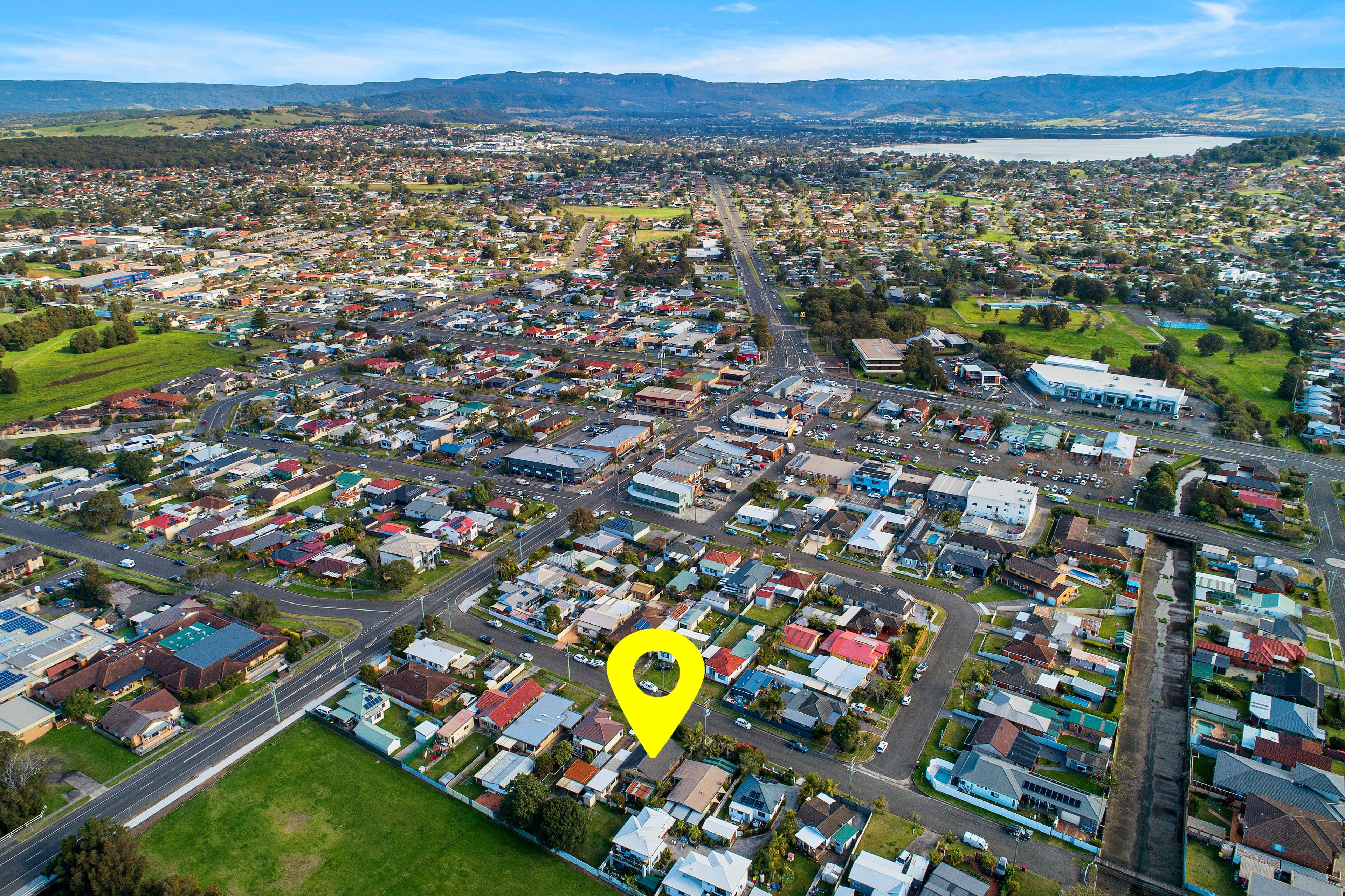 8 Joan Avenue, Warilla NSW 2528, Warilla - Thumbnail 4