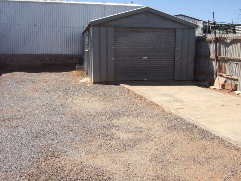 472 Chapple Lane, BROKEN HILL NSW 2880, Broken Hill - Thumbnail 4