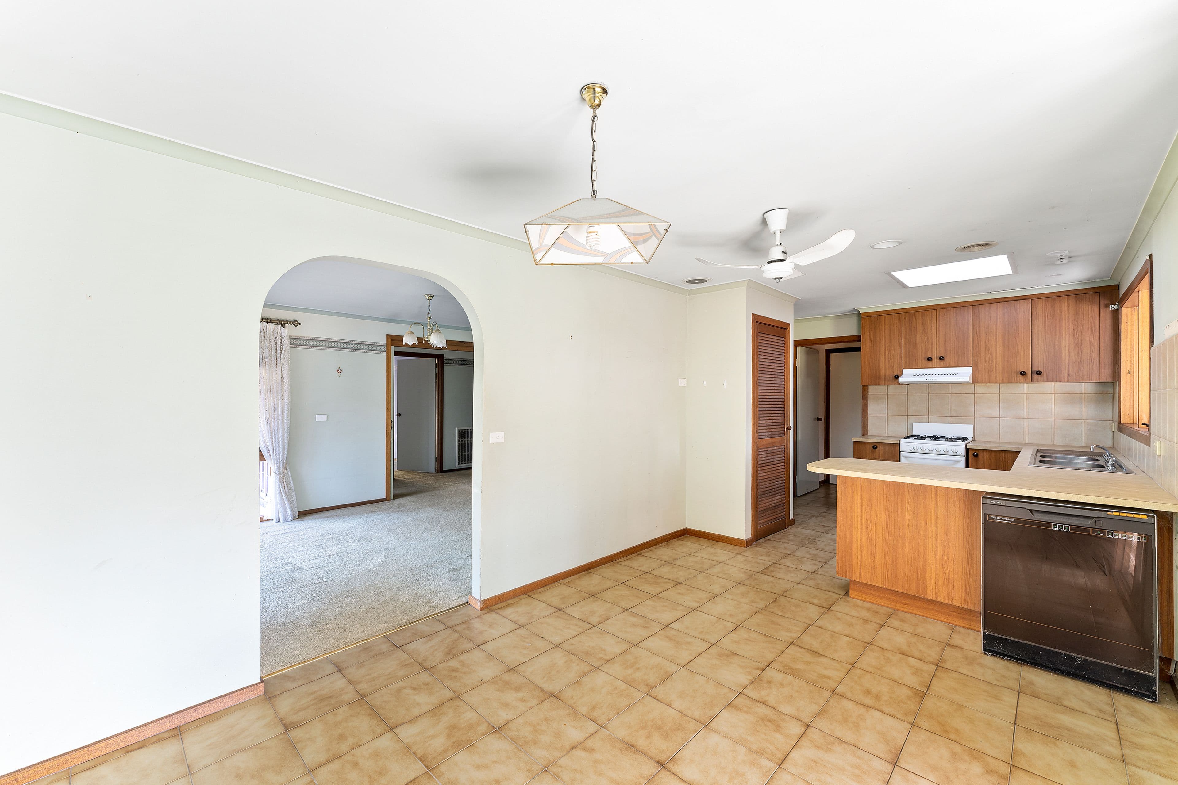 368 Elizabeth Drive, Sunbury VIC 3429, Sunbury - Thumbnail 5