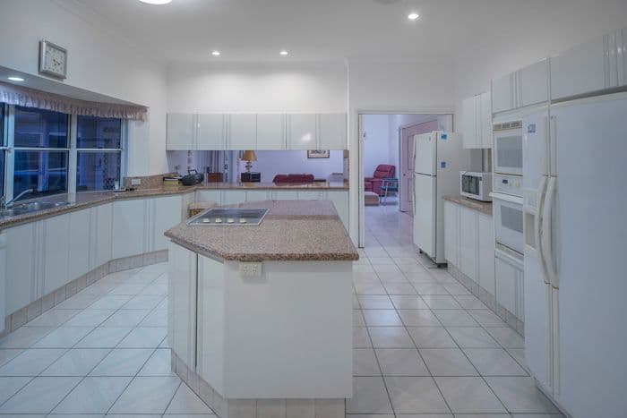 5719 Anchorage Terrace, SANCTUARY COVE QLD 4212, Hope Island - Thumbnail 6