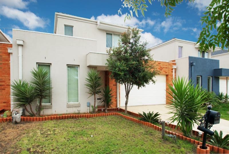 15 Donvale Avenue, ROXBURGH PARK VIC 3064, Roxburgh Park - Image 1