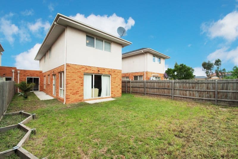 15 Donvale Avenue, ROXBURGH PARK VIC 3064, Roxburgh Park - Thumbnail 8
