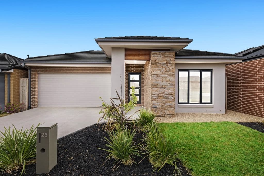 25 Thrums Road, Mambourin VIC 3024, Mambourin - Image 1