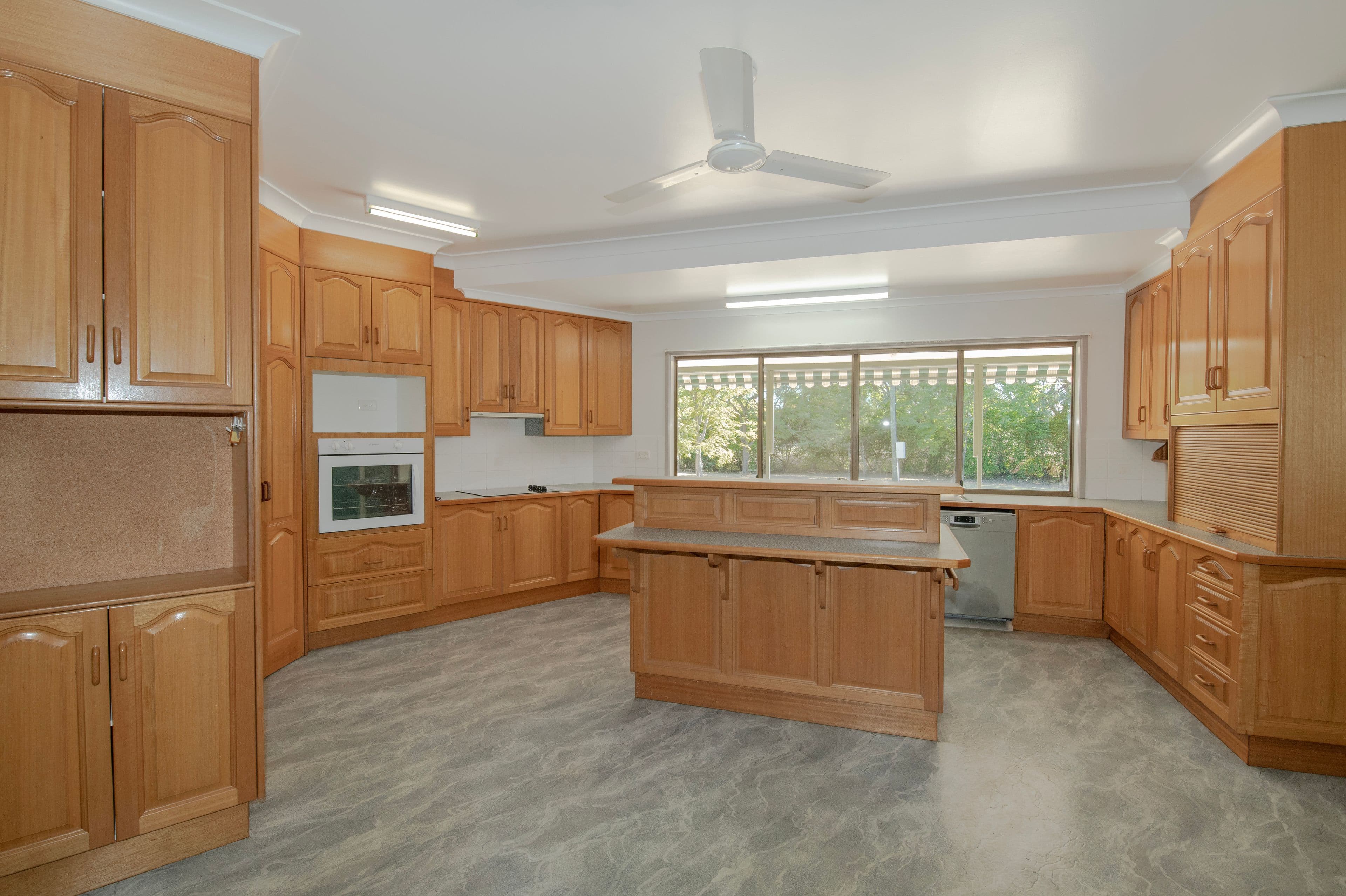 25 Meissners Road, Biloela QLD 4715, Biloela - Thumbnail 2