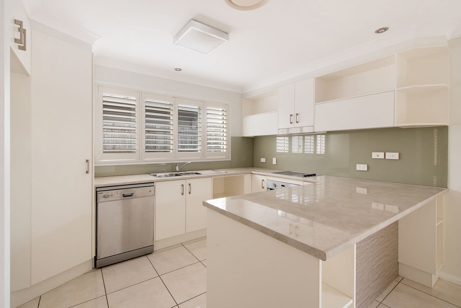 9 Springwood Street, Mount Gravatt East QLD 4122, Mount Gravatt East - Thumbnail 4