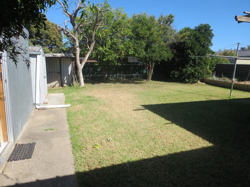 473 Kemp Street, Lavington - Thumbnail 7