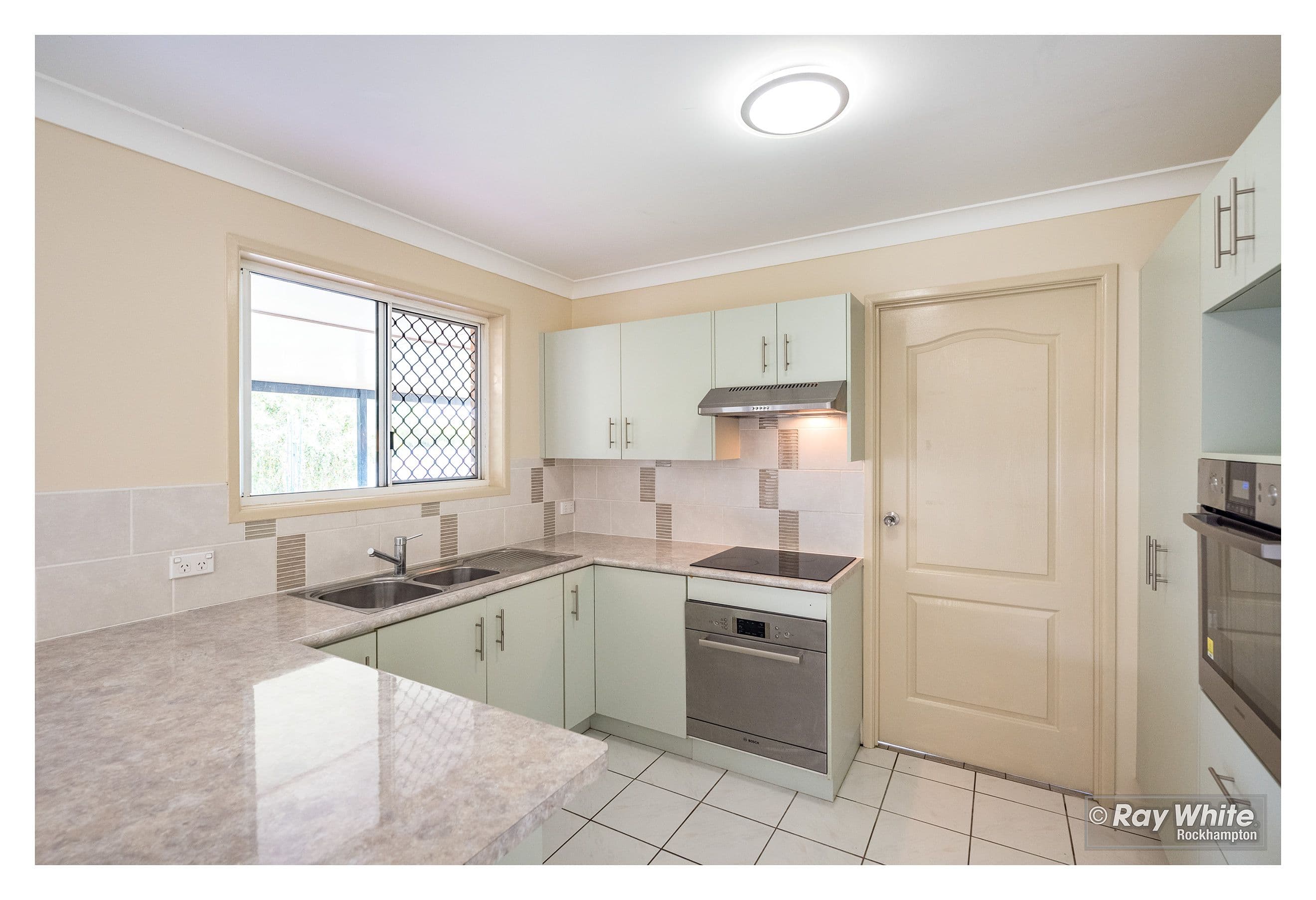 35 Pillich Street, Kawana QLD 4701, Kawana - Thumbnail 4