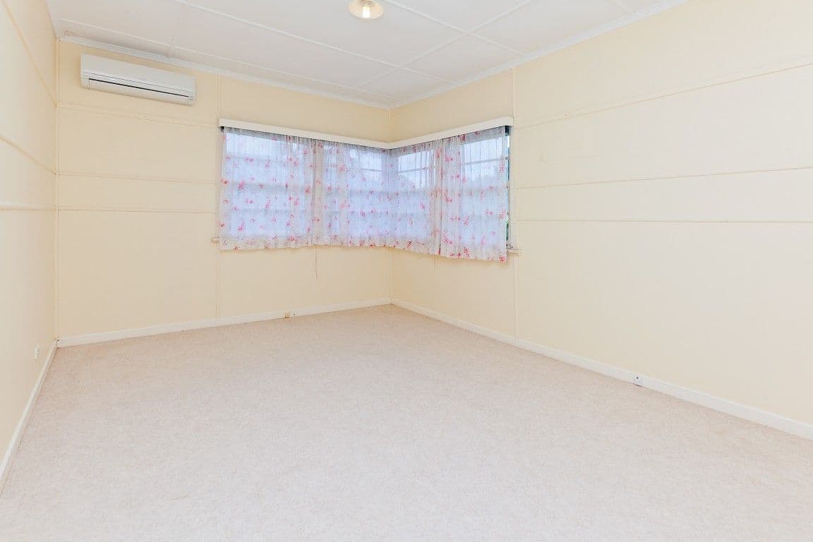 6 Fry Street, HOLLAND PARK QLD 4121, Holland Park - Thumbnail 3