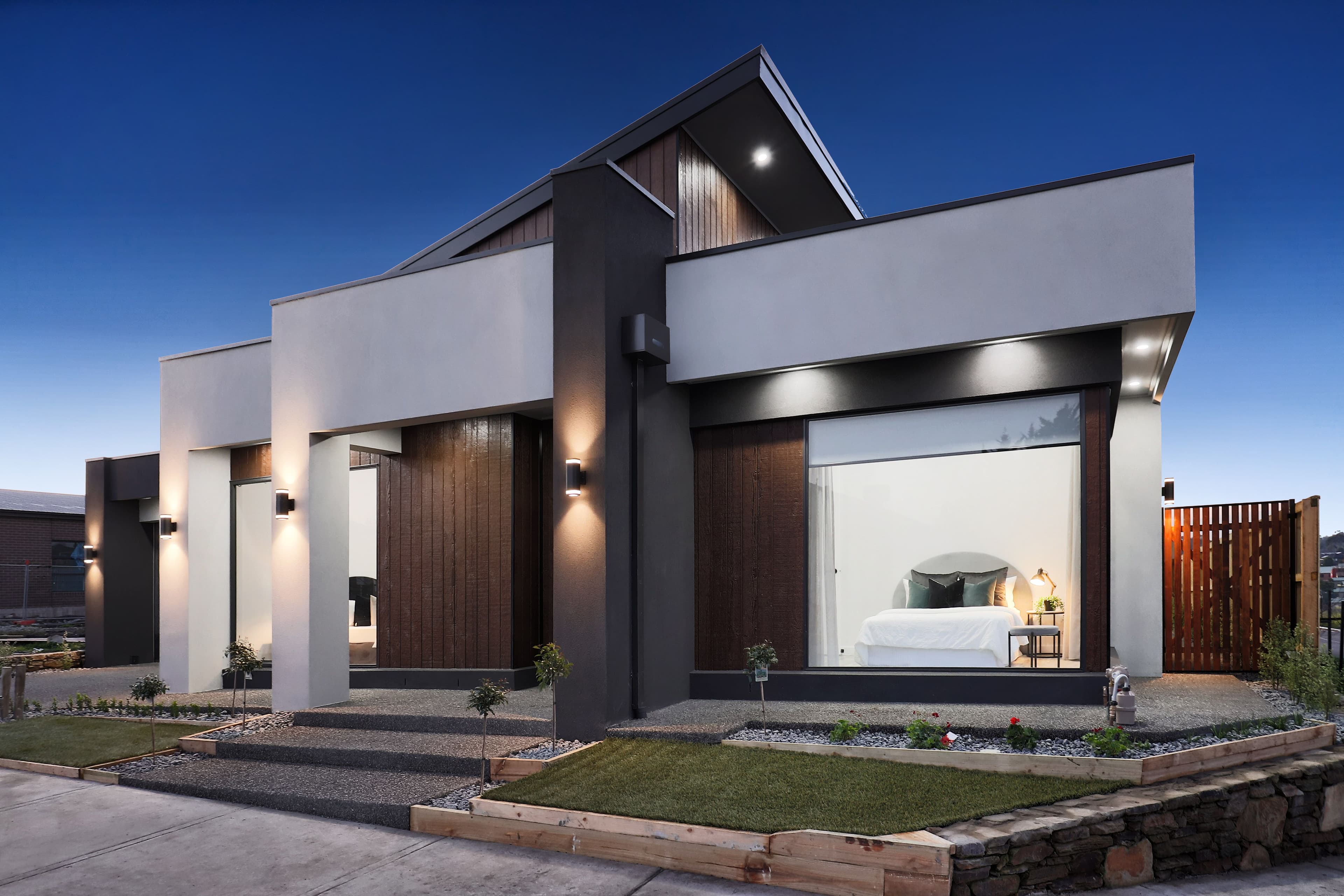 4 Adlington Avenue, Greenvale VIC 3059, Greenvale - Thumbnail 2