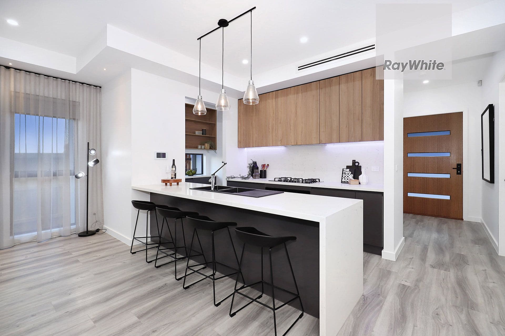 4 Adlington Avenue, Greenvale VIC 3059, Greenvale - Thumbnail 4