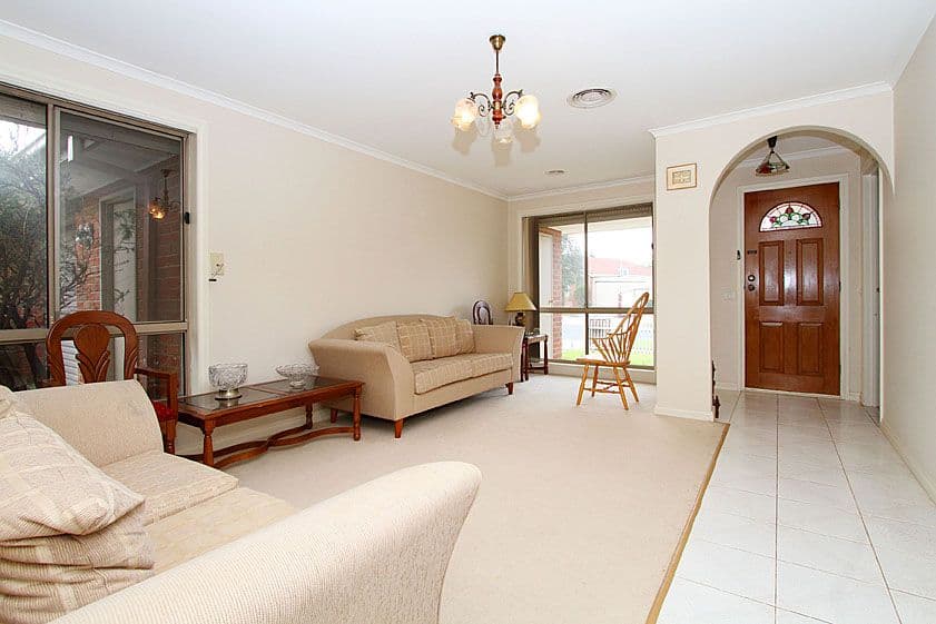 158 Roycroft Avenue, MILL PARK VIC 3082, Mill Park - Thumbnail 4