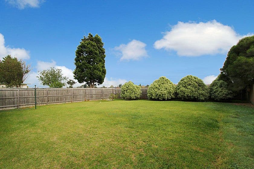 158 Roycroft Avenue, MILL PARK VIC 3082, Mill Park - Thumbnail 8