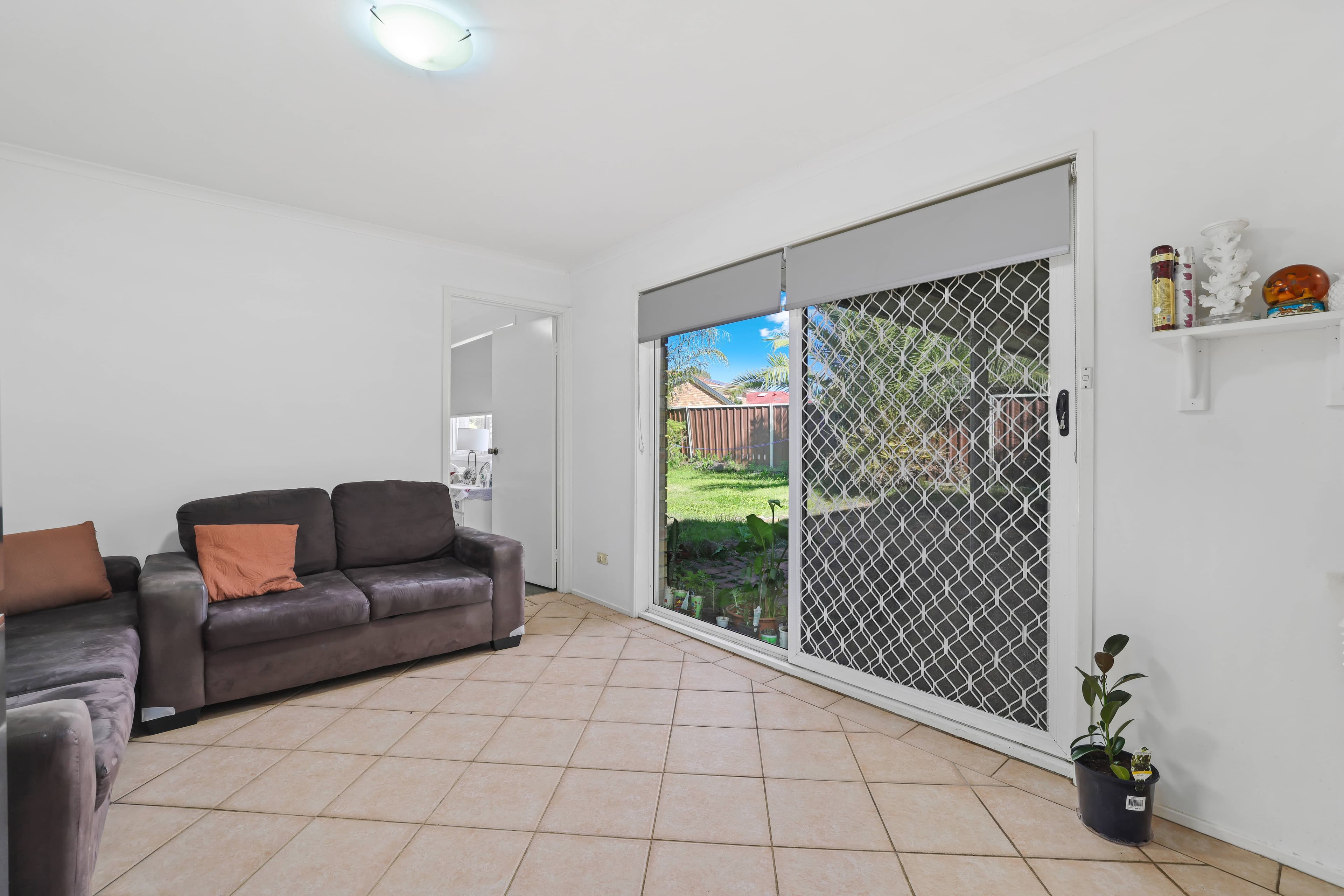 56 Ingham Drive, Casula NSW 2170, Casula - Thumbnail 7