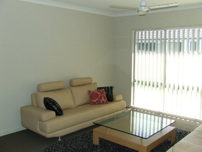 9 Woodgrove Boulevard, BEERWAH QLD 4519, Beerwah - Thumbnail 6