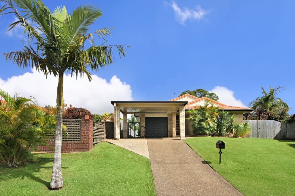 5 Torridon Close, MERRIMAC QLD 4226, Merrimac - Thumbnail 2