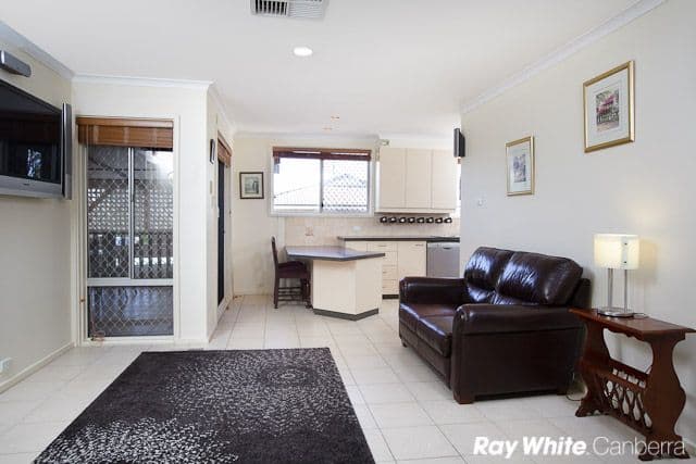 49 Armstrong Crescent, HOLT ACT 2615, Holt - Thumbnail 8