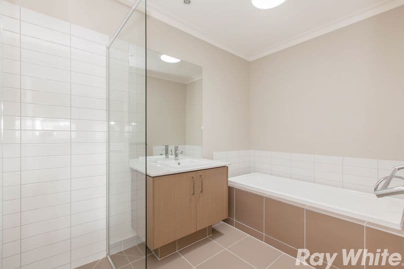 16 Eaglehawk Drive, Mernda VIC 3754, Mernda - Thumbnail 7