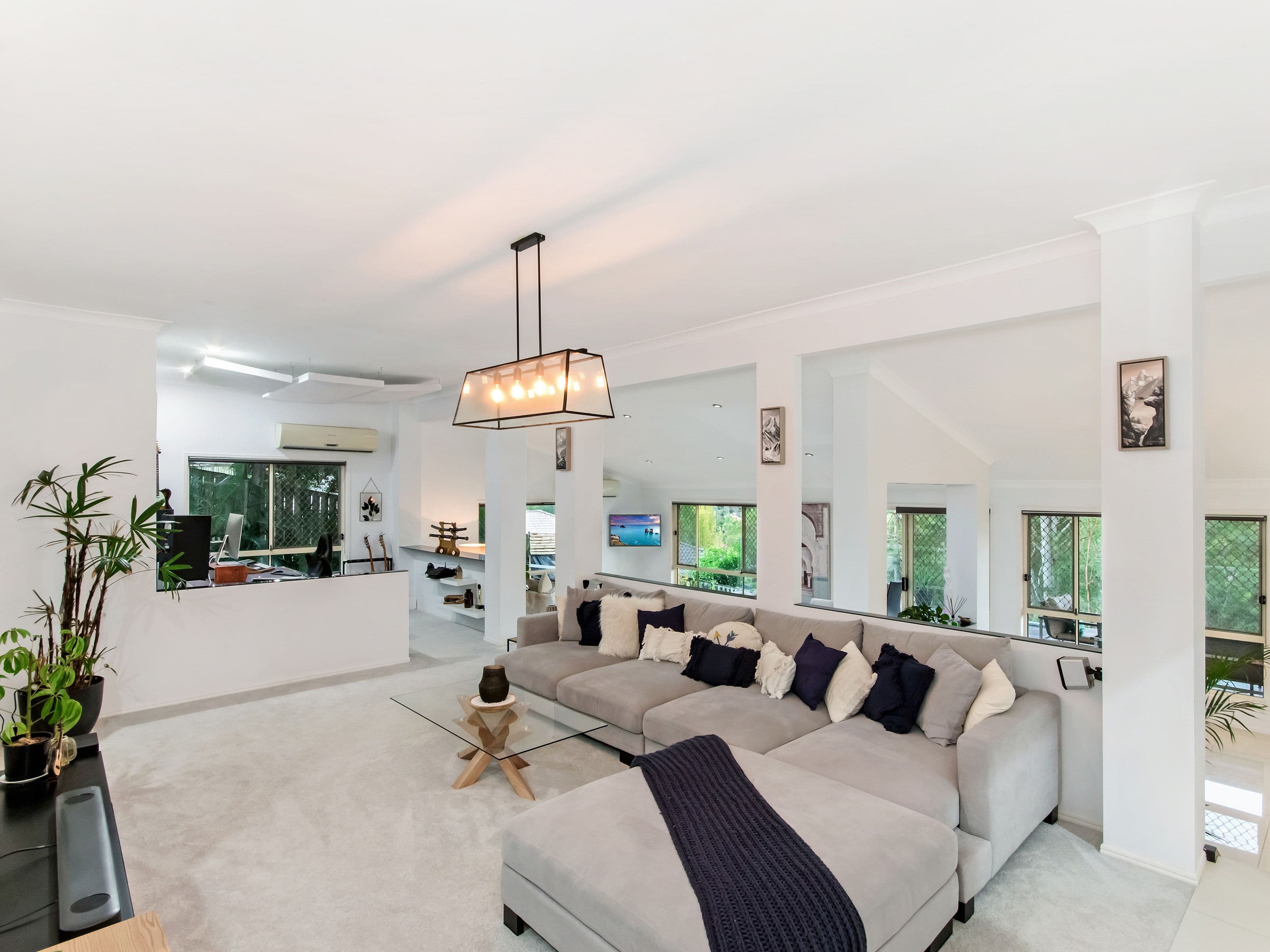 18 Bonin Close, Pacific Pines QLD 4211, Pacific Pines - Thumbnail 4