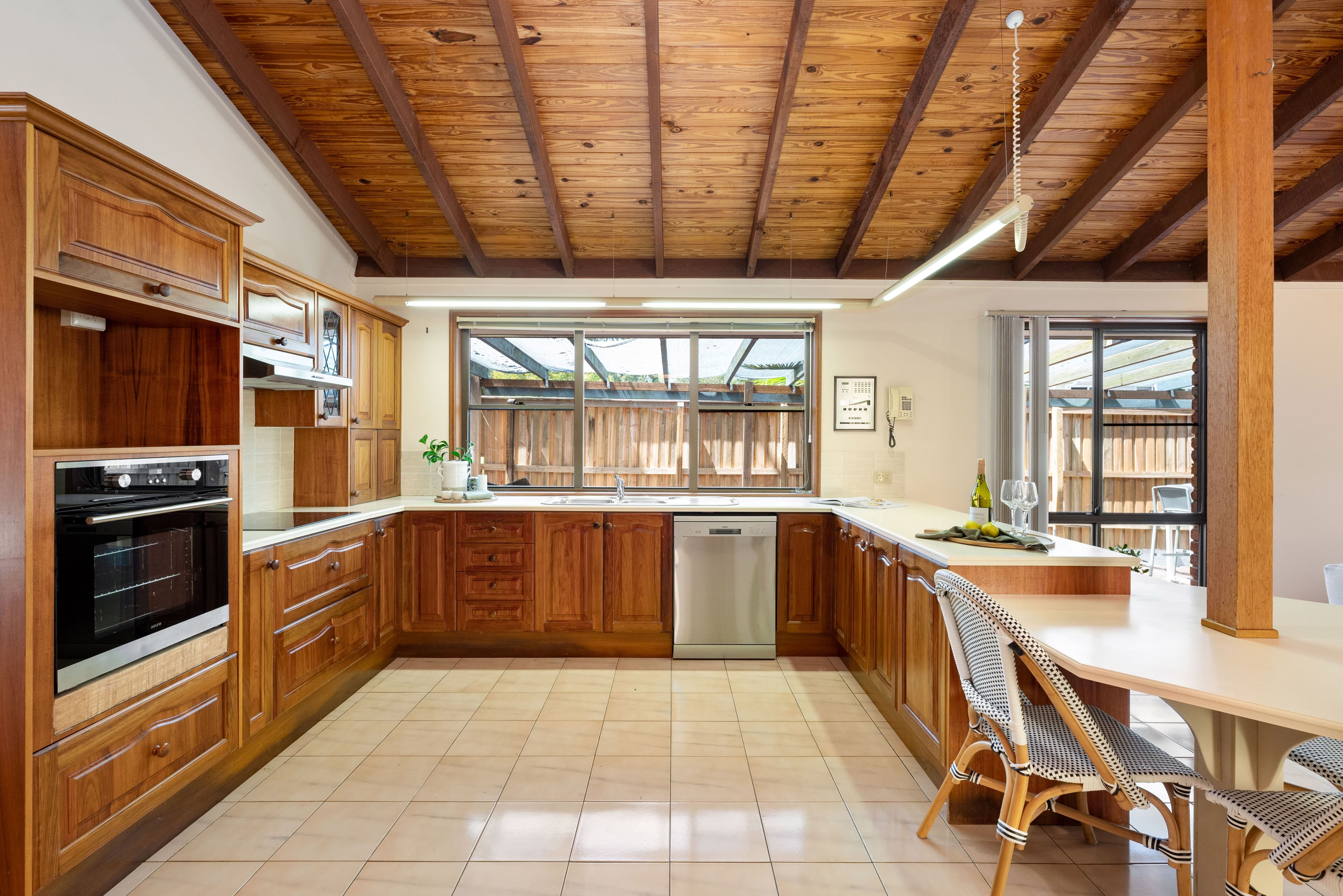 4 Sonoma Court, Carindale QLD 4152, Carindale - Thumbnail 7