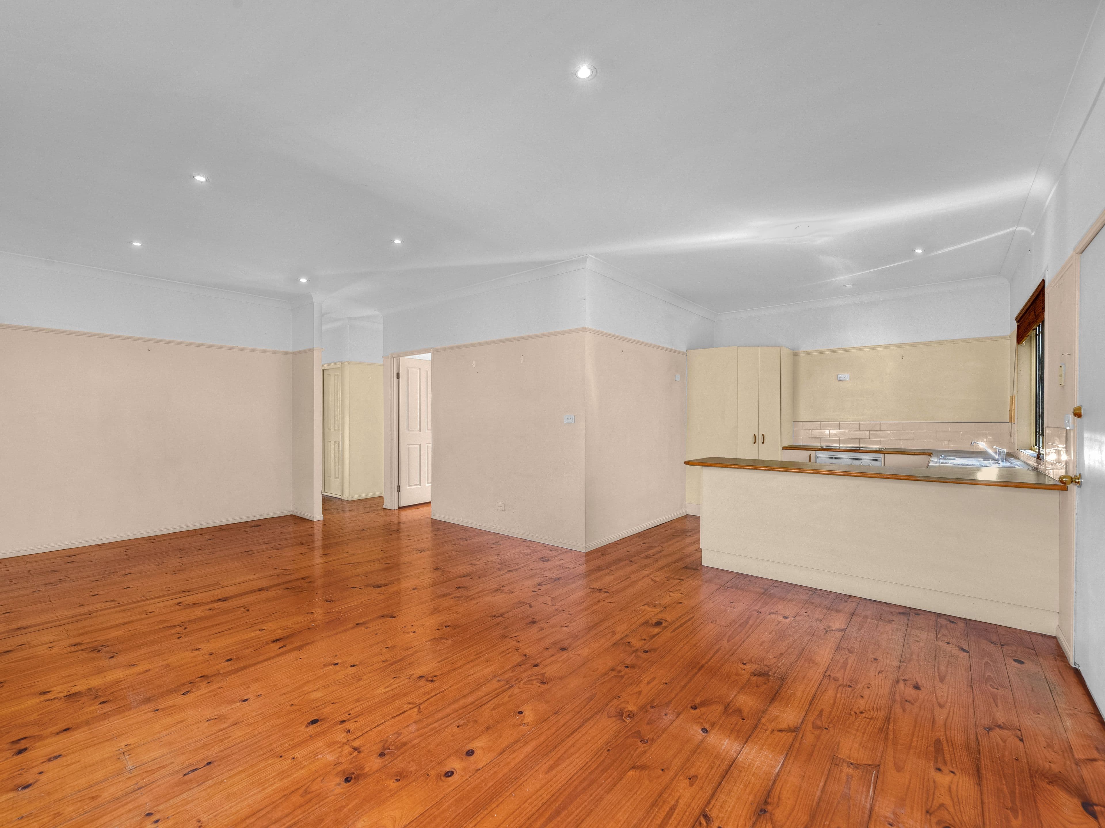 49 Moore Street, Morningside QLD 4170, Morningside - Thumbnail 7