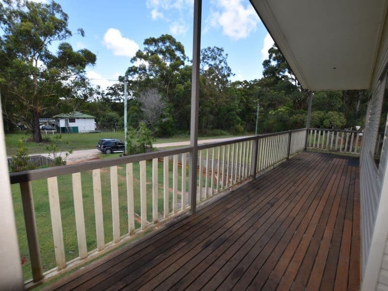 15 Taylor Street, RUSSELL ISLAND QLD 4184, Russell Island - Thumbnail 6