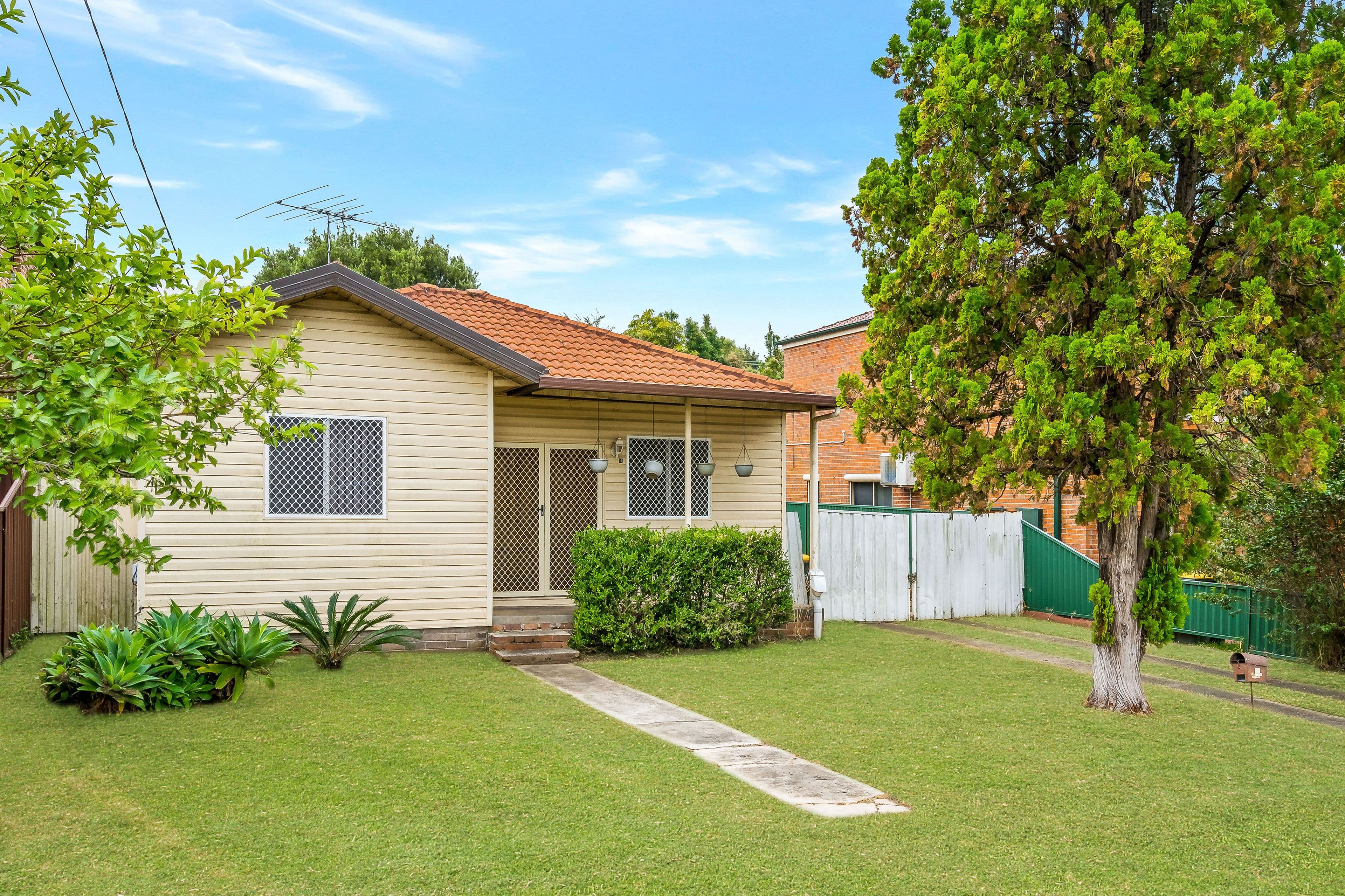 4 Murray Street, Smithfield NSW 2164, Smithfield - Image 1