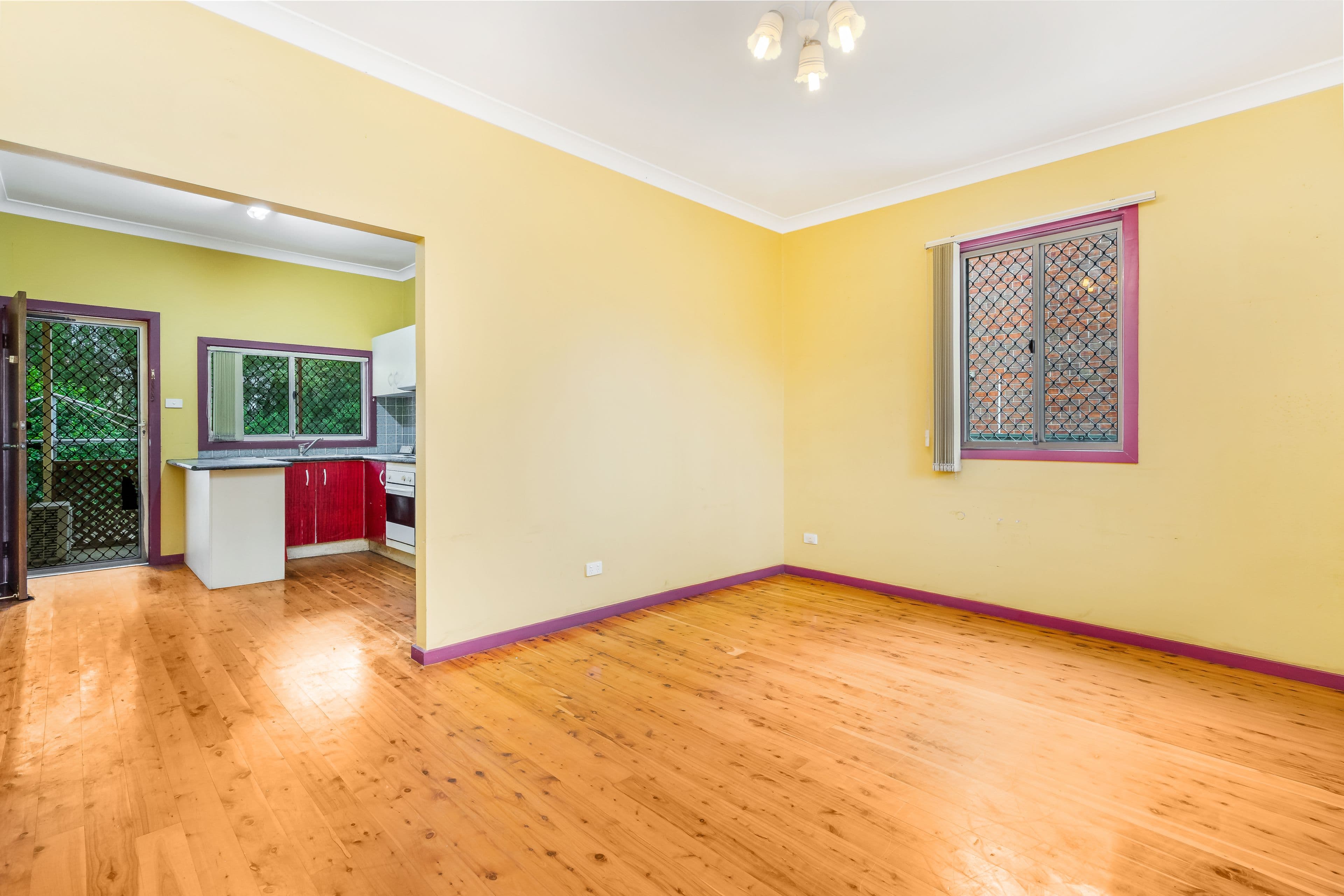4 Murray Street, Smithfield NSW 2164, Smithfield - Thumbnail 3