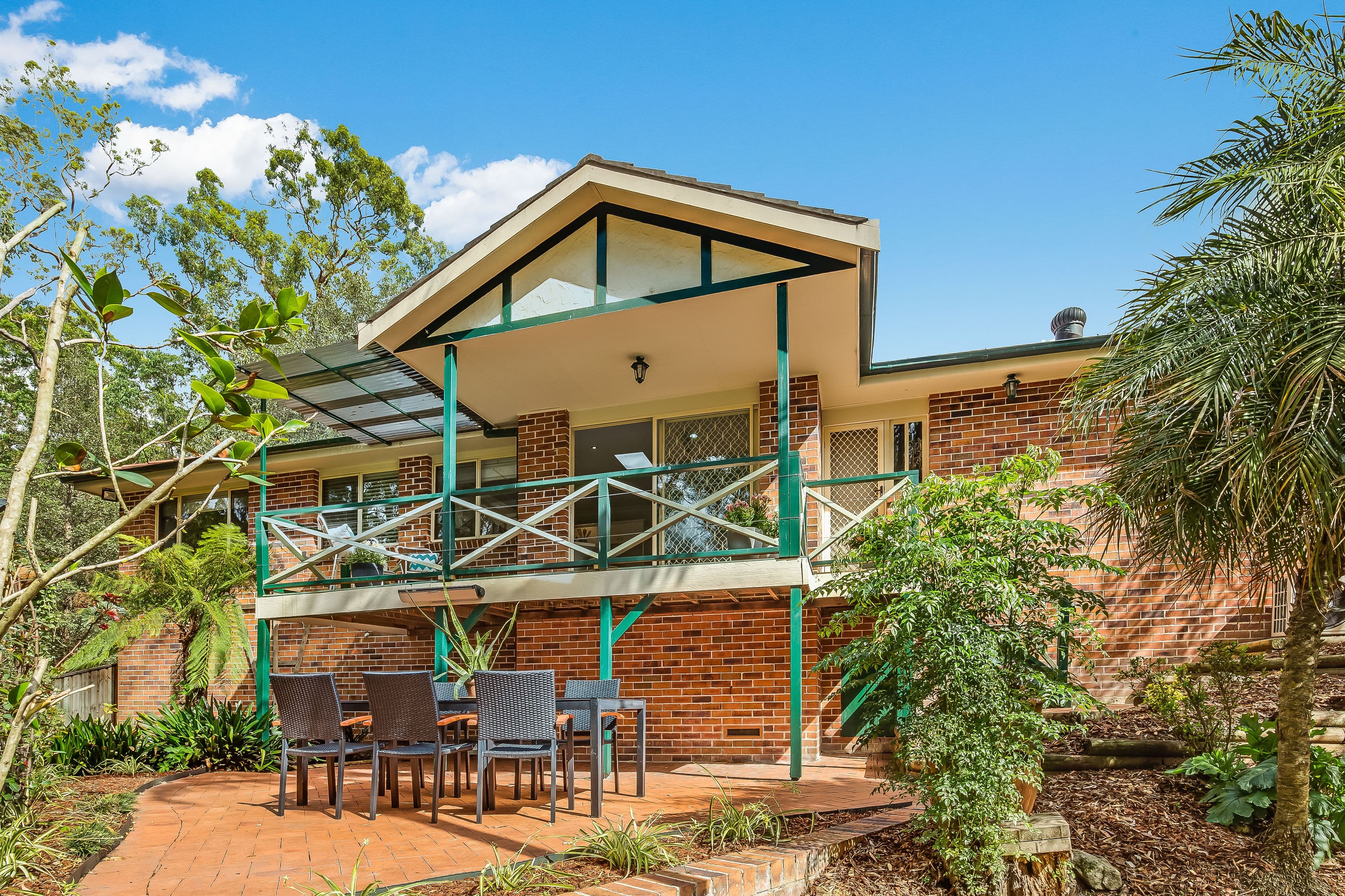 3 Childrey Place, Castle Hill - Image 1