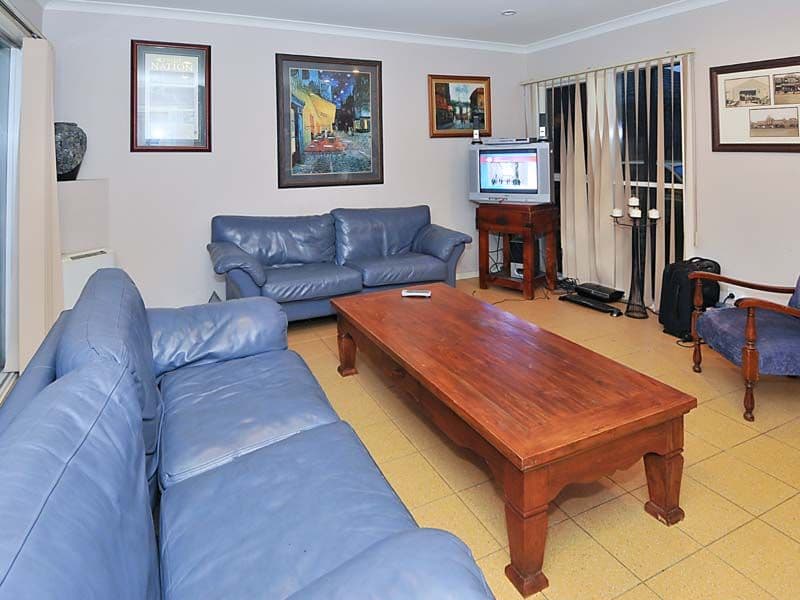 7 Birch Avenue, TULLAMARINE VIC 3043, Tullamarine - Thumbnail 3