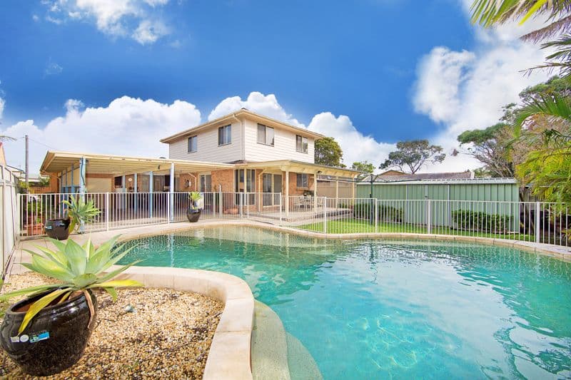 114 Kathleen White Crescent, KILLARNEY VALE NSW 2261, Killarney Vale - Thumbnail 2