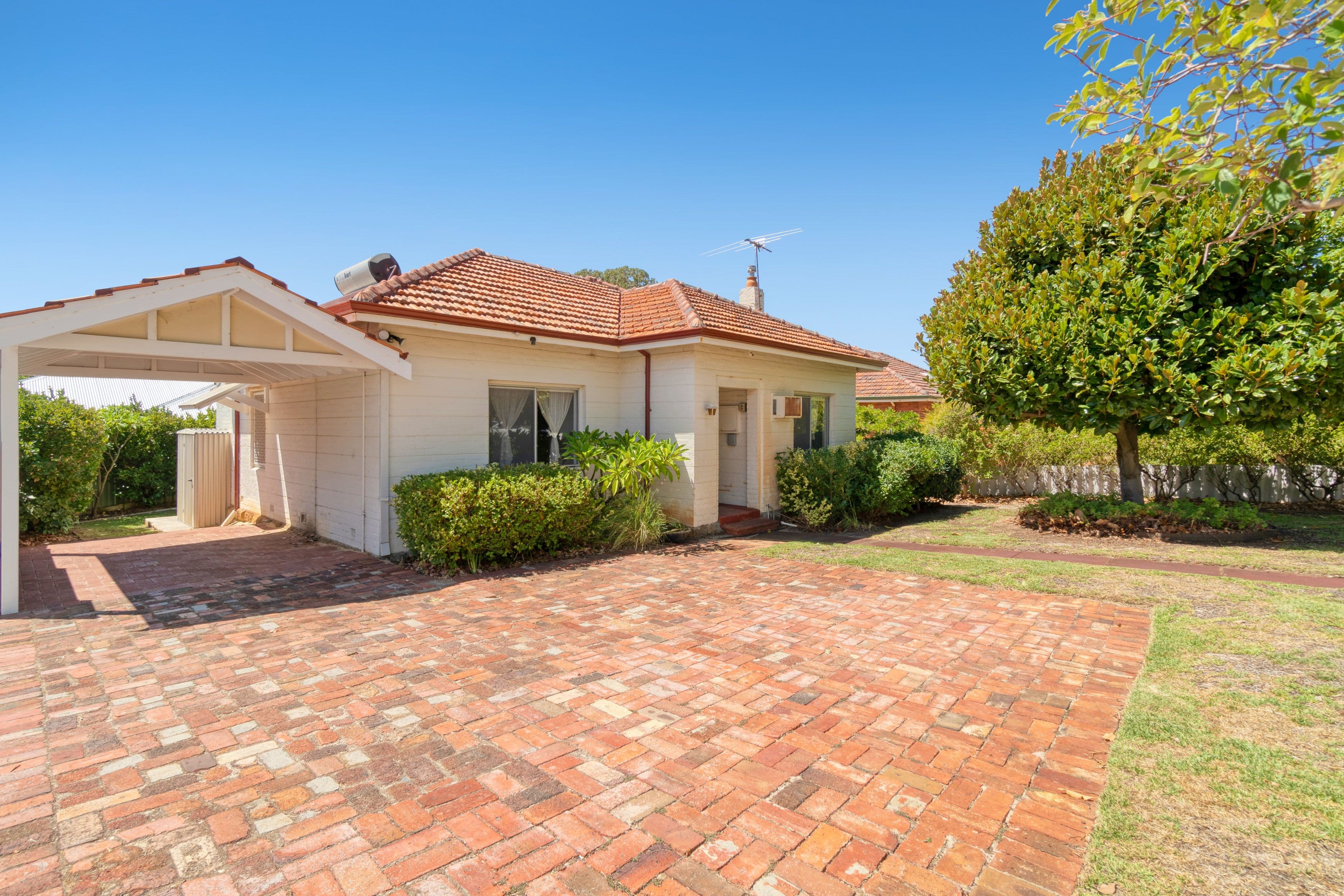 166 Salisbury Street, Bedford WA 6052, Bedford - Thumbnail 2