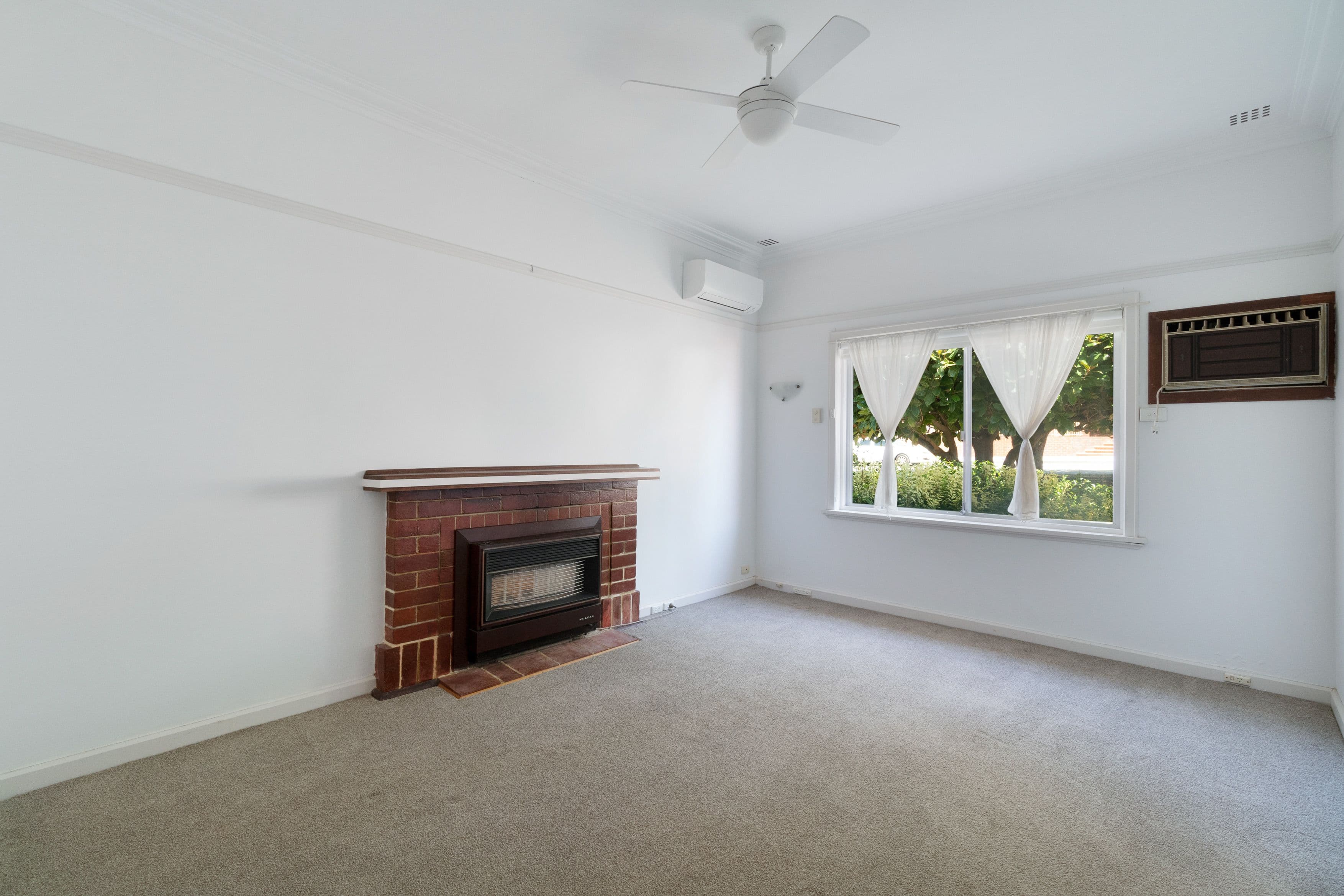 166 Salisbury Street, Bedford WA 6052, Bedford - Thumbnail 4
