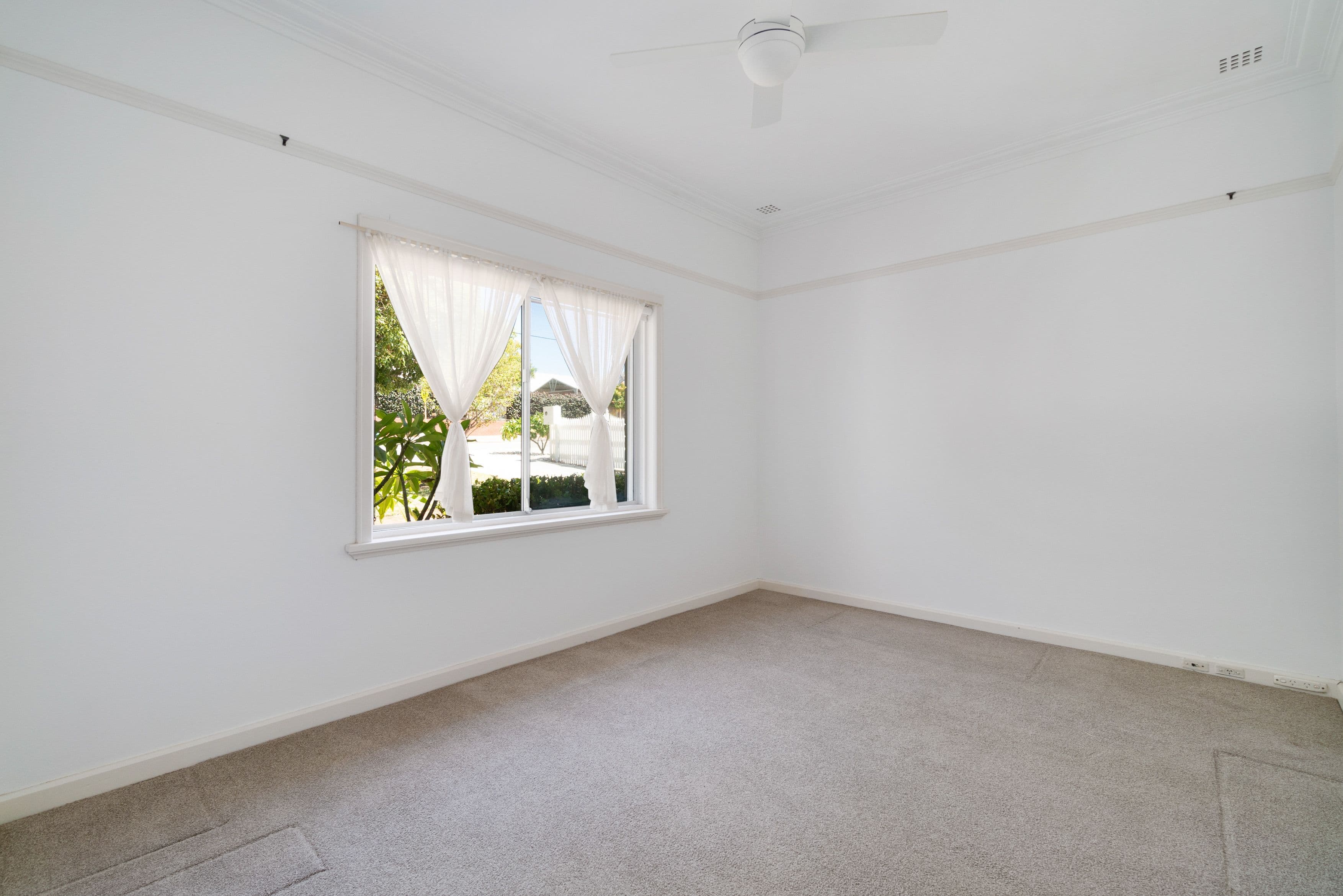 166 Salisbury Street, Bedford WA 6052, Bedford - Thumbnail 8