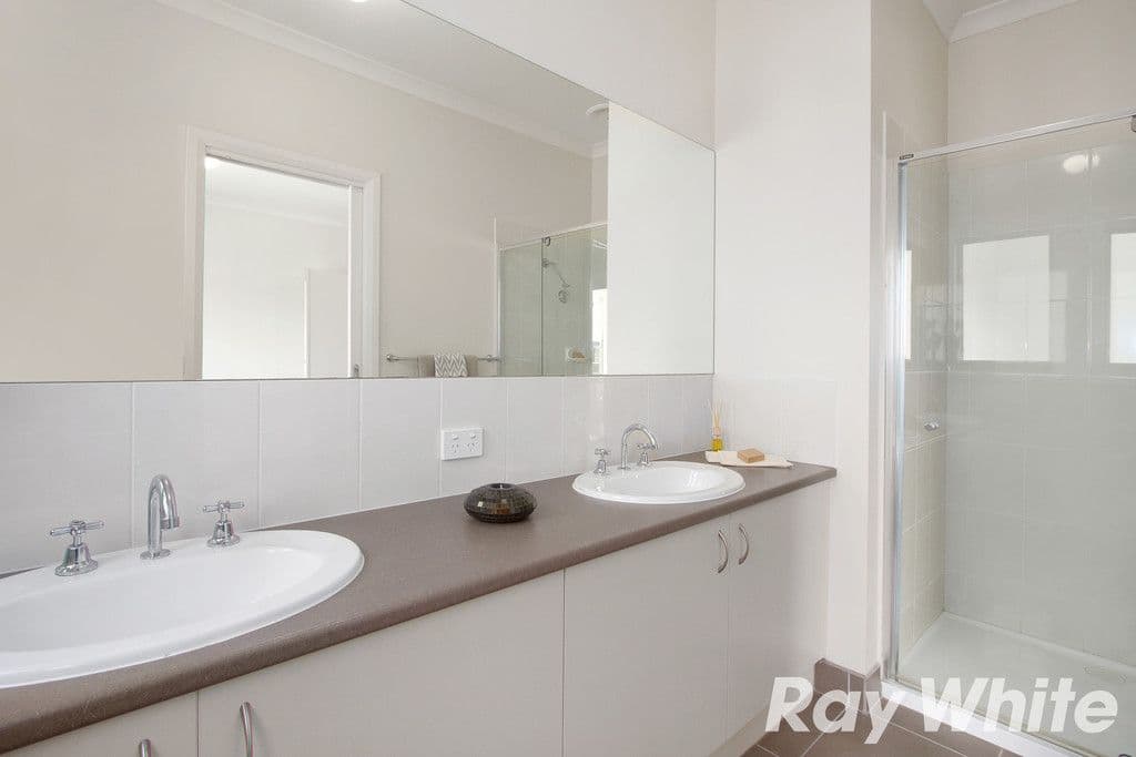 14 Harlesden Circuit, Pakenham VIC 3810, Pakenham - Thumbnail 7