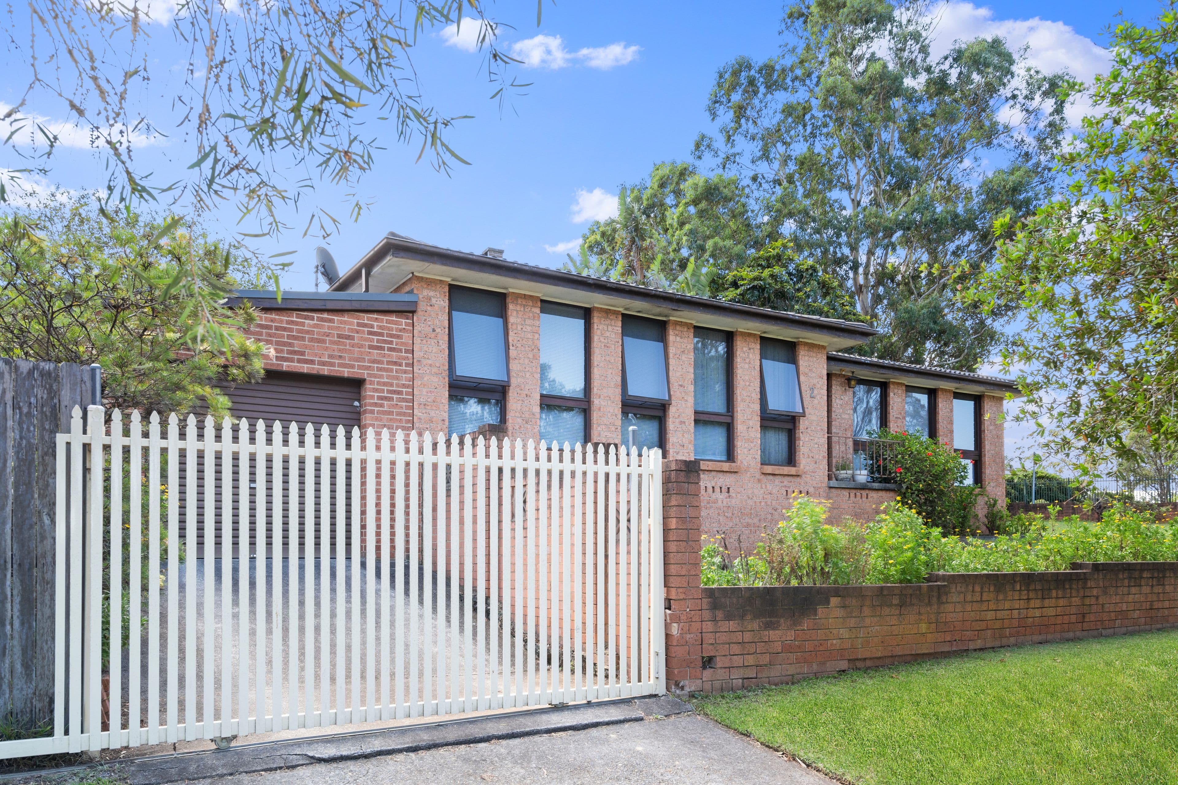 2 Balimo Place, Glenfield NSW 2167, Glenfield - Thumbnail 2