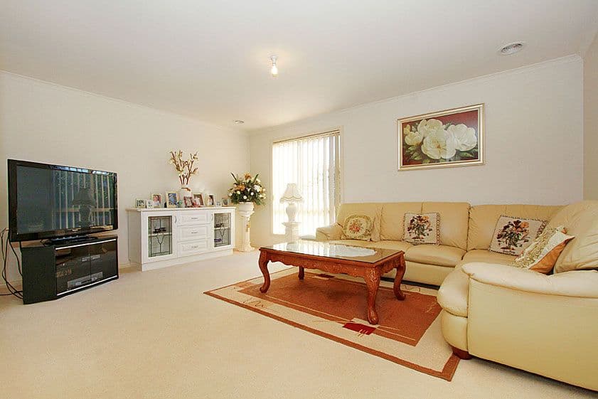 19 Poppy Drive, SOUTH MORANG VIC 3752, South Morang - Thumbnail 5
