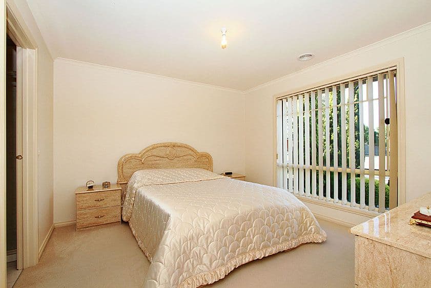 19 Poppy Drive, SOUTH MORANG VIC 3752, South Morang - Thumbnail 7